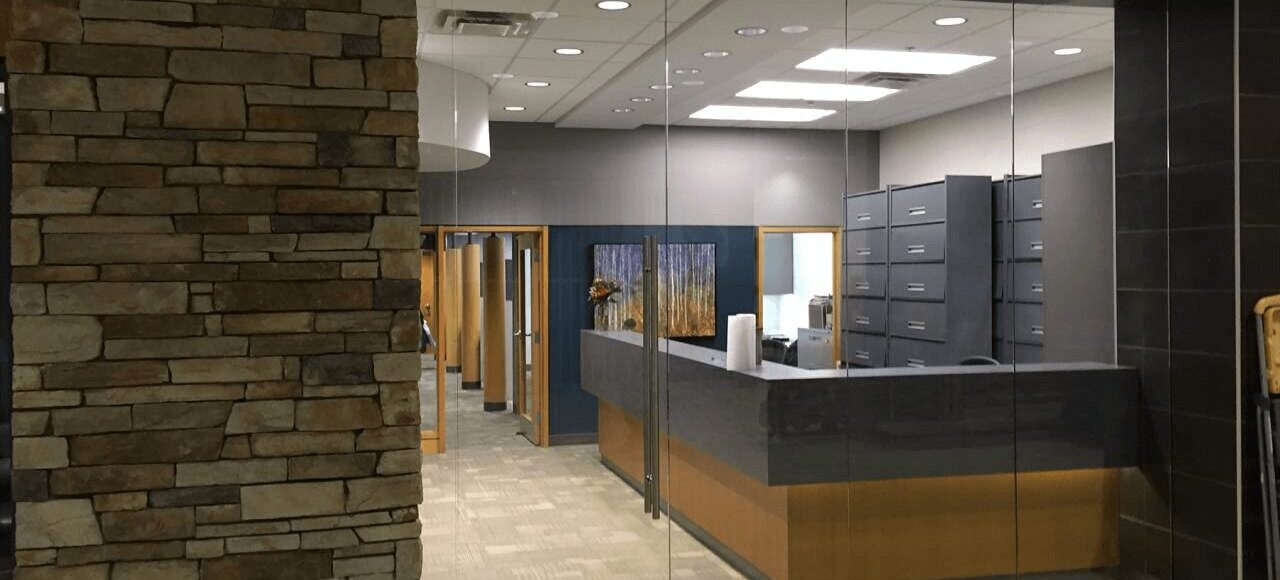Everything Retailers Need to Know About Glass Storefront Installation
