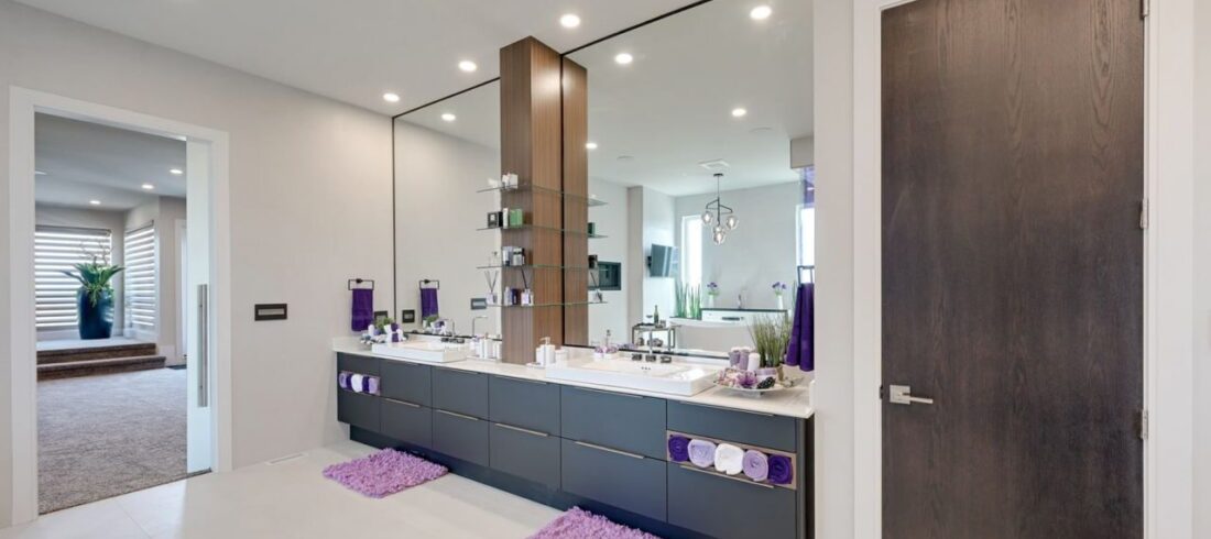 Custom Mirrors in Edmonton: The Interior Designer’s Secret Weapon for Luxury Spaces