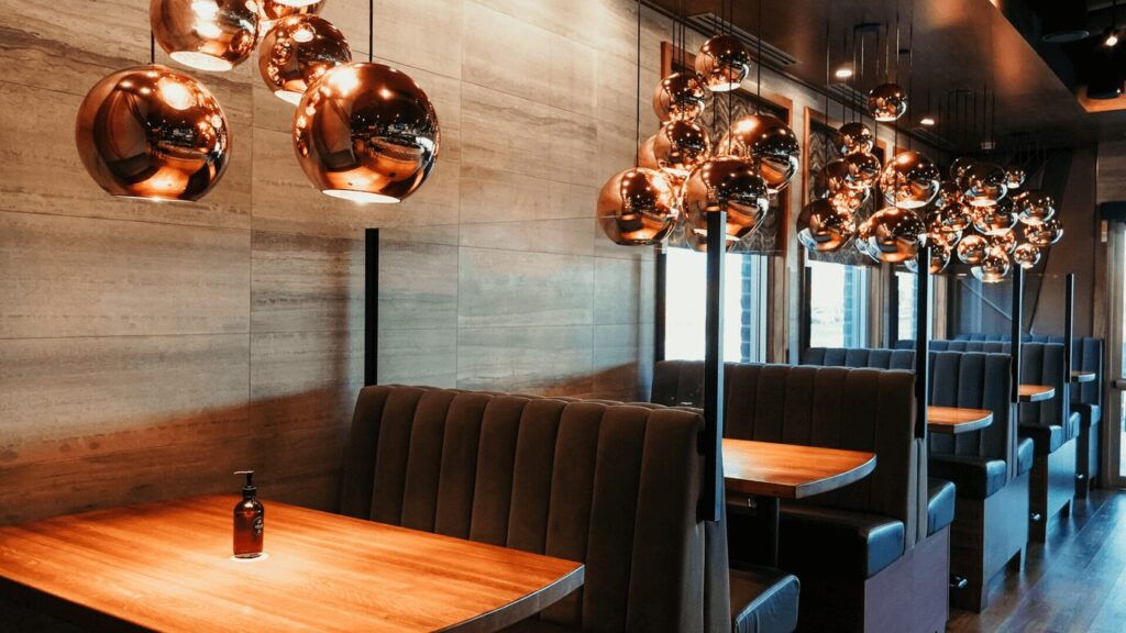 Restaurant and Hospitality Glass Design: Creating Ambiance While Meeting Health Regulations
